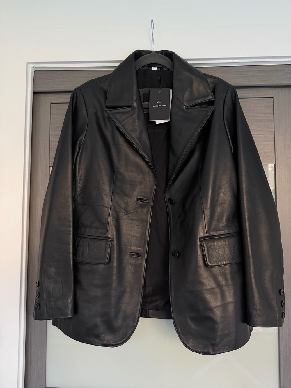 Classic Black Leather Blazer Jacket - women’s